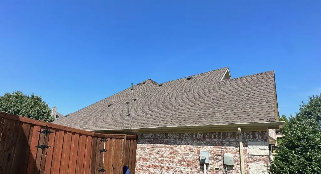 Completed roof replacement project in Rawlins